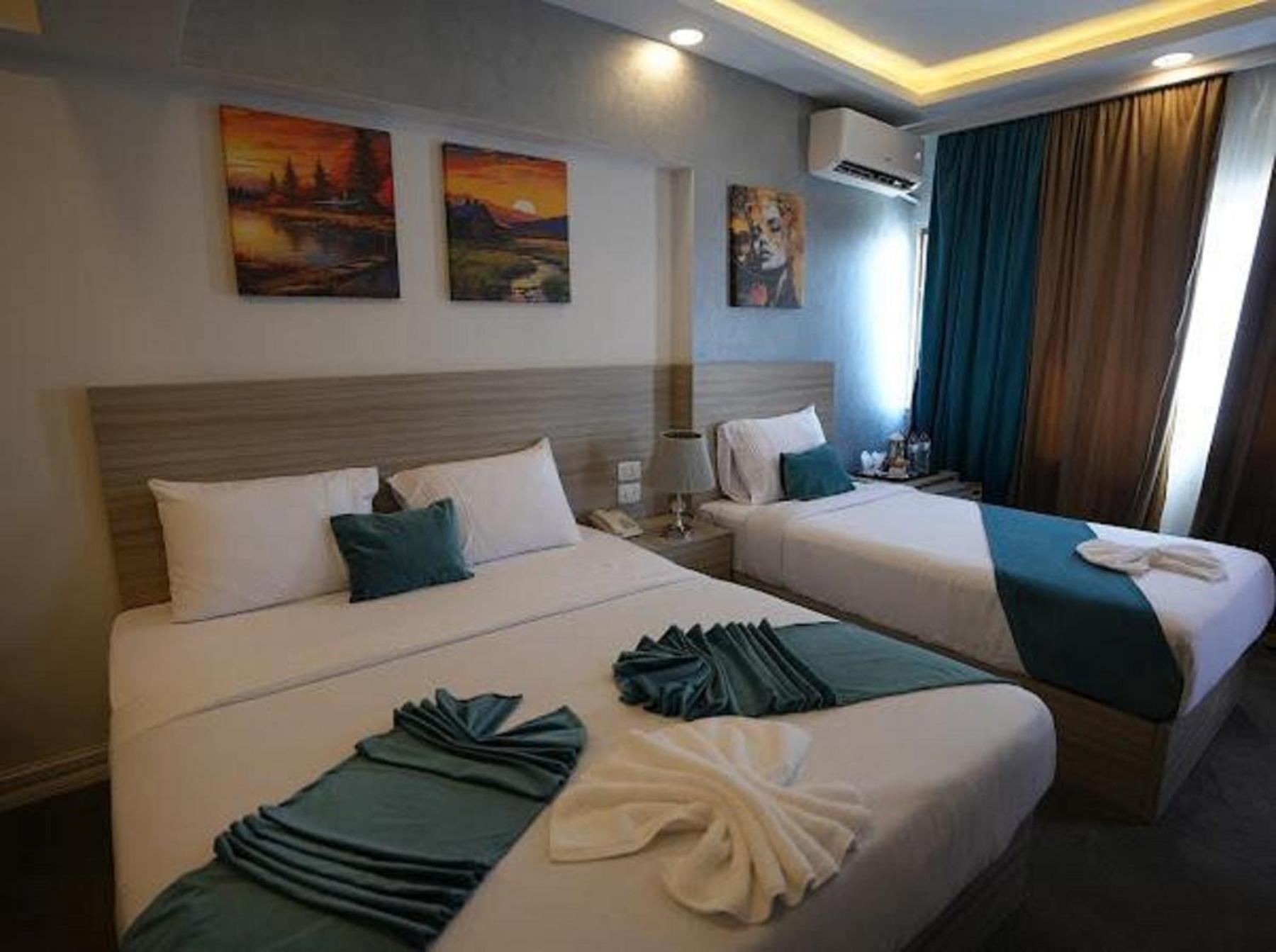 Mar Charbel Hotel Cairo Exterior photo