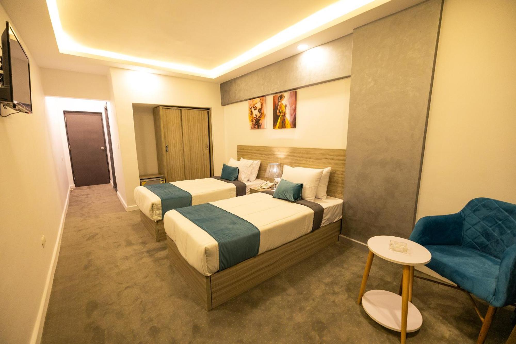Mar Charbel Hotel Cairo Exterior photo